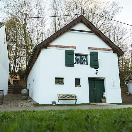 Weinfass Fuer 8 In